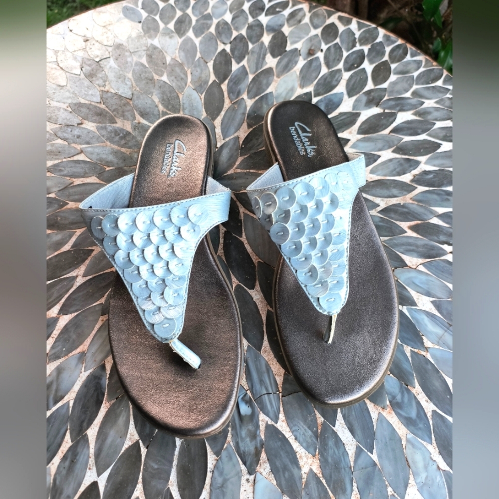 Clark's bendables sandals